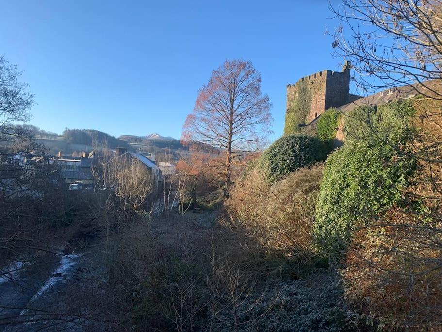 Mountain Views In The Heart Of Brecon Town Villa Exterior photo