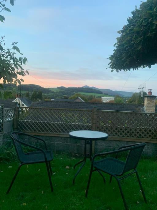 Mountain Views In The Heart Of Brecon Town Villa Exterior photo